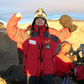 Anita auf dem Kilimanjaro